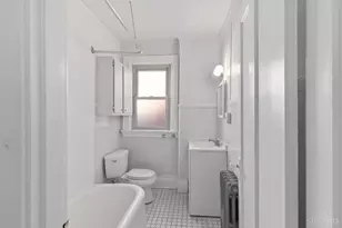 3096 Madison Rd, Cincinnati, OH 45209 - Photo 15