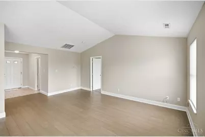 275 Keswick Drive, Monroe, OH 45050 - Photo 5