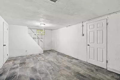 2668 Queen City Avenue, Cincinnati, OH 45238 - Photo 35