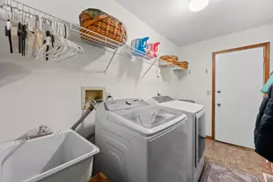 1275 Avalon Dr, Hamilton Township, OH 45039 - Photo 27