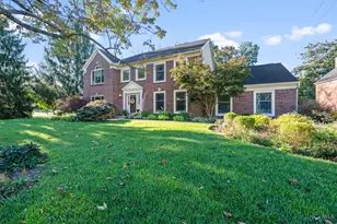 1275 Avalon Dr, Hamilton Township, OH 45039 - Photo 3