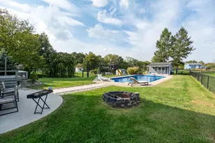 7524 Sussex Dr, West Chester, OH 45069 - Photo 25