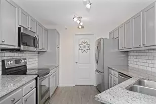 1302 Twin Spires Dr, Batavia Township, OH 45103 - Photo 17