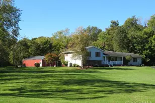 561 Steele Rd, Green Township, OH 45177 - Photo 11
