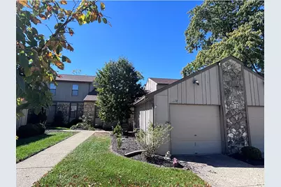 5289 Pros Drive, West Chester, OH 45069 - Photo 1