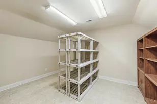 7096 Hollywood Dr, West Chester, OH 45069 - Photo 43