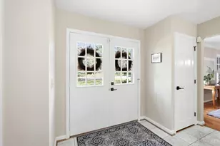 1209 Morts Pass, Wyoming, OH 45215 - Photo 3