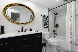 2444 Madison Rd, Cincinnati, OH 45208 - Photo 29