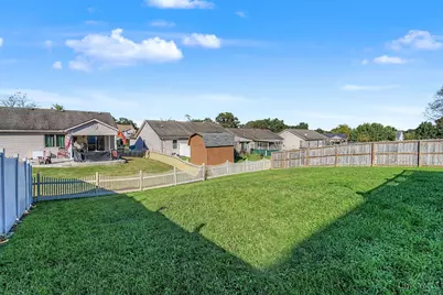 1248 Carriage Hill Lane, Hamilton, OH 45013 - Photo 27