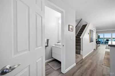 3760 Ashworth Drive, Cincinnati, OH 45208 - Photo 11