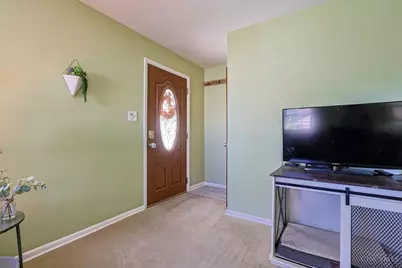 9313 Montoro Drive, Springfield Township, OH 45231 - Photo 5