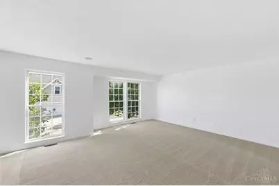 7471 Victoria Falls Avenue, Deerfield Township, OH 45039 - Photo 5