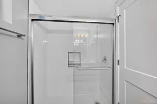 418 Torrence Ct, Cincinnati, OH 45202 - Photo 7