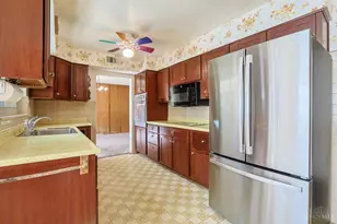 2948 Blue Haven Terrace, Cincinnati, OH 45238 - Photo 15