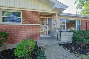 2948 Blue Haven Terrace, Cincinnati, OH 45238 - Photo 3