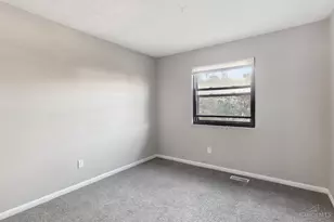 208 Greenwell Ave, Delhi Township, OH 45238 - Photo 17