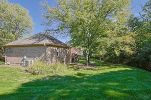 285 Ashley Ct, Wyoming, OH 45215 - Photo 57
