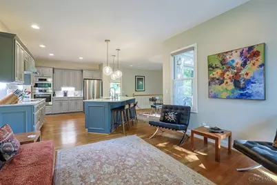 285 Ashley Court, Wyoming, OH 45215 - Photo 13