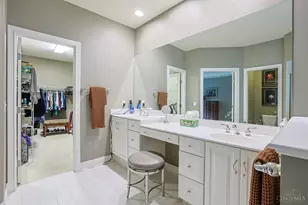 285 Ashley Ct, Wyoming, OH 45215 - Photo 31