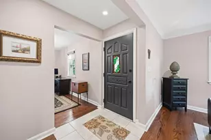 1601 Colonial Dr, Green Township, OH 45238 - Photo 5