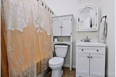 4126 Lora Avenue, Cheviot, OH 45211 - Photo 19