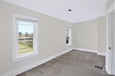 4126 Lora Avenue, Cheviot, OH 45211 - Photo 23