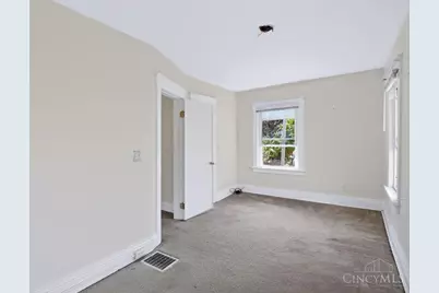 4126 Lora Avenue, Cheviot, OH 45211 - Photo 25