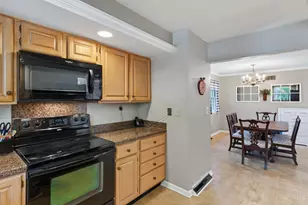 5510 Bayberry Dr, Sycamore Township, OH 45242 - Photo 15