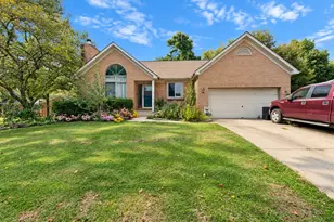 949 Carson Dr, Lebanon, OH 45036 - Photo 1