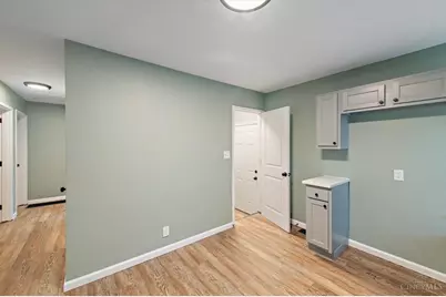 81 Carlton Drive, Hamilton, OH 45015 - Photo 11