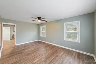 81 Carlton Dr, Hamilton, OH 45015 - Photo 5
