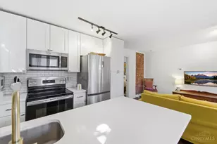 2815 Ashland Ave, Cincinnati, OH 45206 - Photo 13