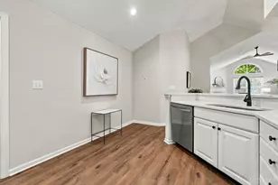 1583 Turnberry Village Dr, Washington Twp, OH 45458 - Photo 11