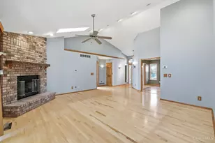 1589 Rockleigh Rd, Washington Twp, OH 45458 - Photo 7