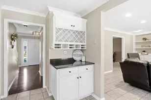 8218 Eagle Ridge Dr, West Chester, OH 45069 - Photo 19