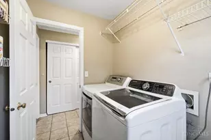 8218 Eagle Ridge Dr, West Chester, OH 45069 - Photo 27