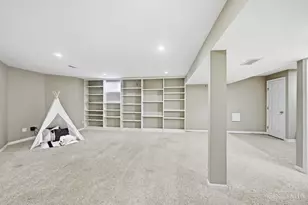 8218 Eagle Ridge Dr, West Chester, OH 45069 - Photo 63