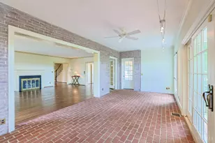 11 Weebetook Ln, Cincinnati, OH 45208 - Photo 11