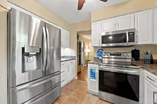 1946 Edgewater Dr, Springfield Township, OH 45240 - Photo 11