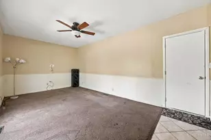 1946 Edgewater Dr, Springfield Township, OH 45240 - Photo 19
