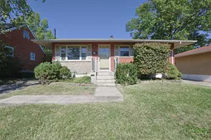 4290 Selby Ct, Cheviot, OH 45211 - Photo 1