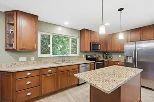 1113 Springridge Ct, Miami Township, OH 45150 - Photo 9