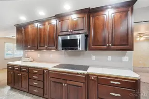 637 W Fosters Maineville Rd, Hamilton Township, OH 45039 - Photo 15