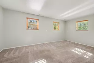 306 Wakefield Ave, Loveland, OH 45140 - Photo 13