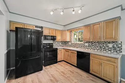 306 Wakefield Street, Loveland, OH 45140 - Photo 5
