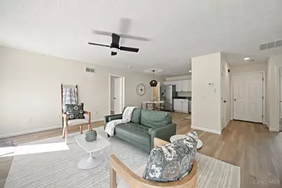 60 Hungtington Ave, Amelia, OH 45102 - Photo 9