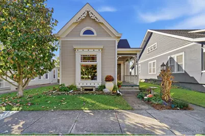 439 E Mulberry Street, Lebanon, OH 45036 - Photo 1