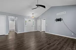 1180 Stephanie Dr, Hamilton, OH 45013 - Photo 7