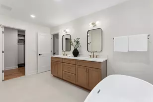 9004 Old Creek Trail, Montgomery, OH 45249 - Photo 25