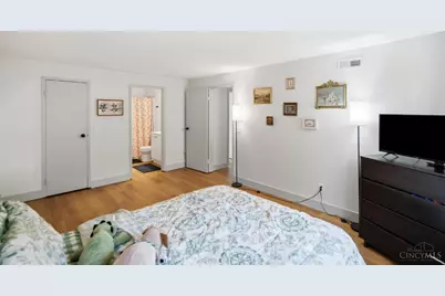 521 W Martin Luther King Drive #A8, Cincinnati, OH 45220 - Photo 15